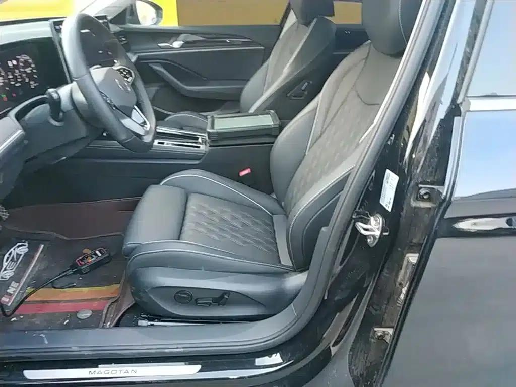 2024 Volkswagen Passat 380TSI DSG Premium Edition with Magotan Package — миниатюра 15