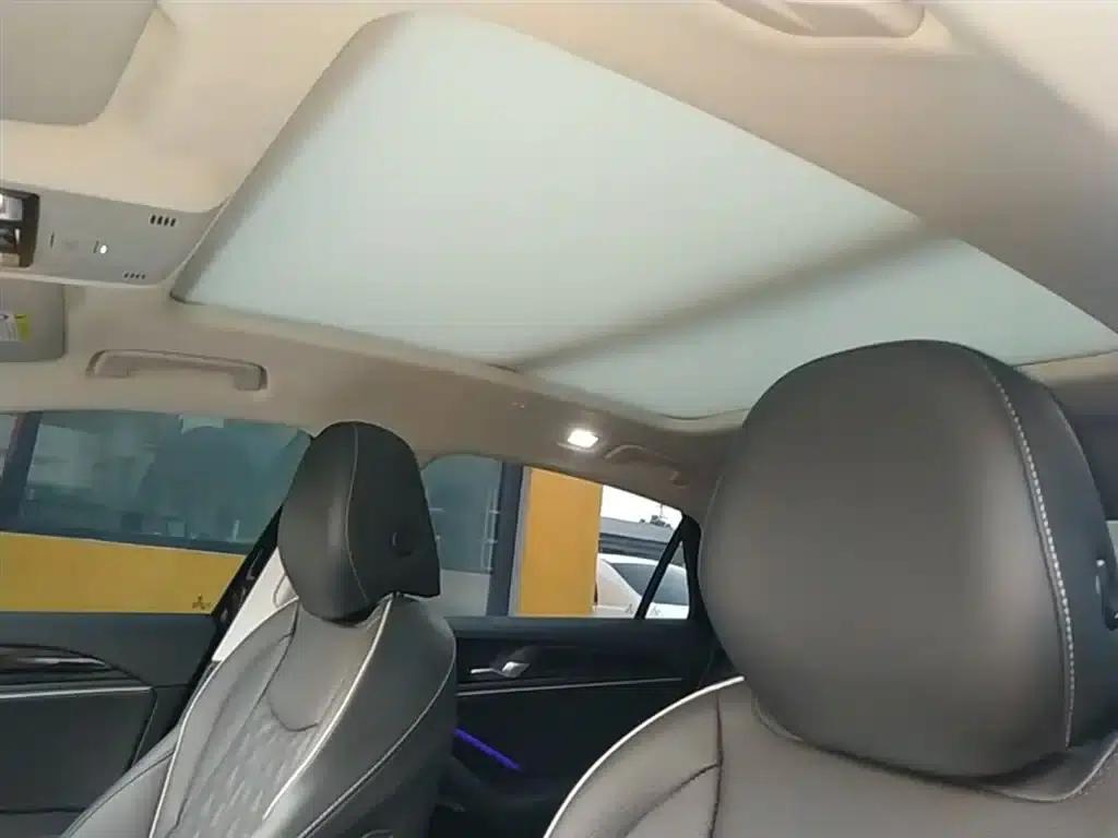 2024 Volkswagen Passat 380TSI DSG Premium Edition with Magotan Package — миниатюра 18