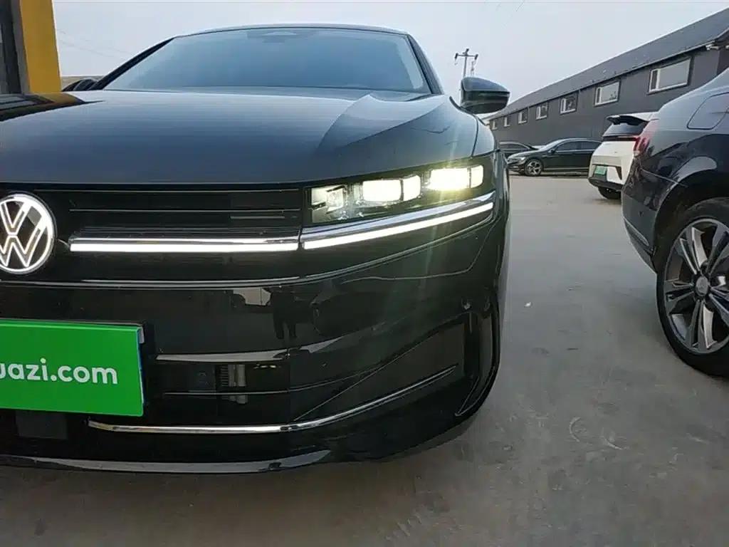 2024 Volkswagen Passat 380TSI DSG Premium Edition with Magotan Package — миниатюра 24