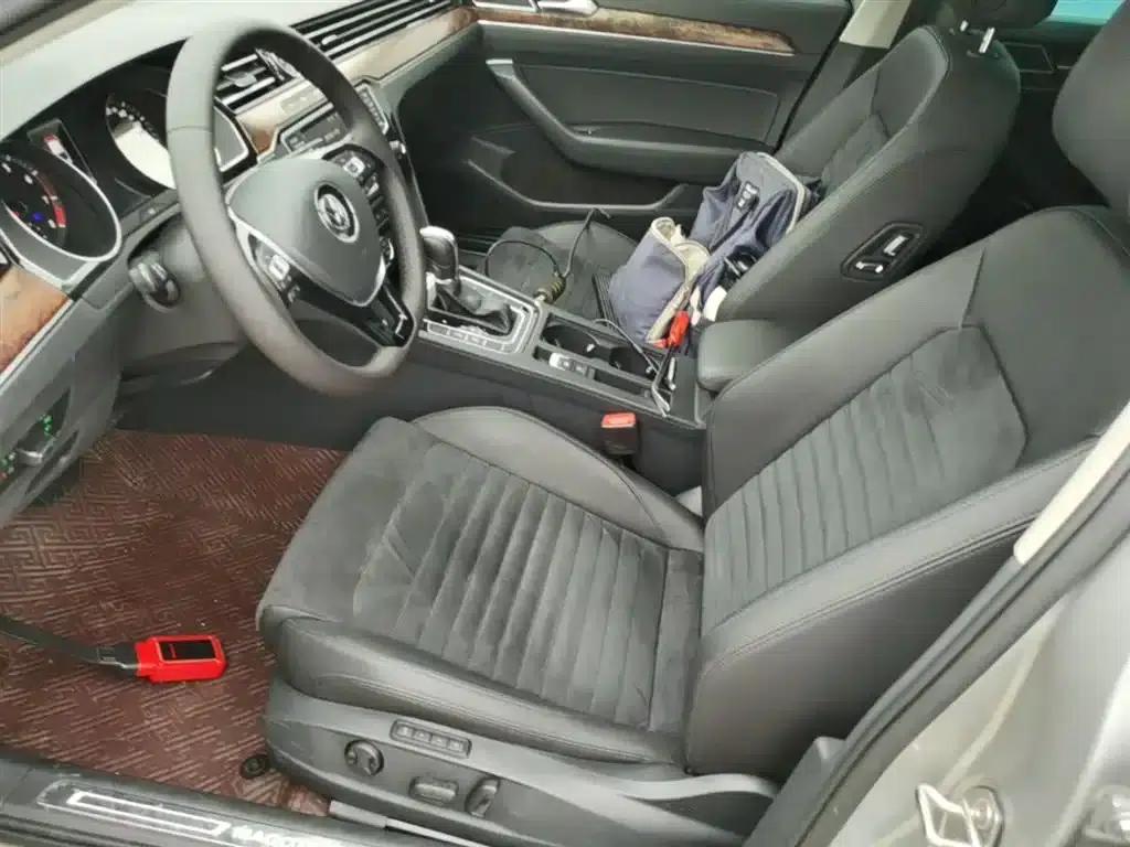 2017 Volkswagen Passat 330TSI DSG Premium — миниатюра 11