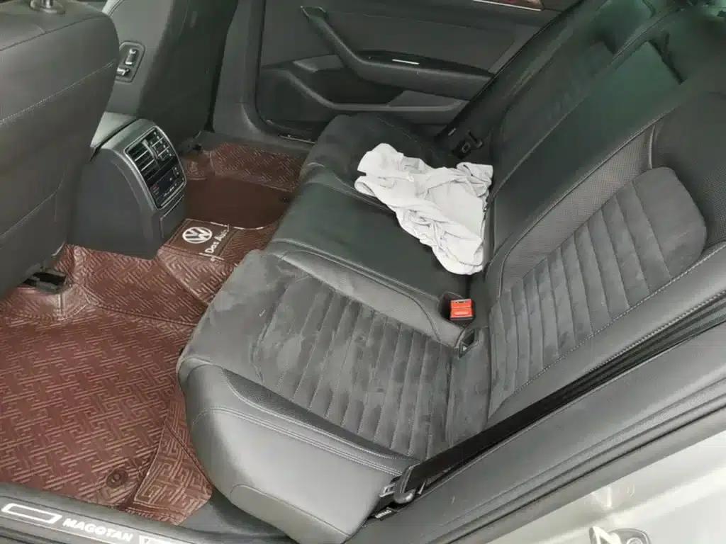 2017 Volkswagen Passat 330TSI DSG Premium — миниатюра 13