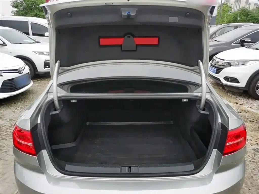 2017 Volkswagen Passat 330TSI DSG Premium — миниатюра 15