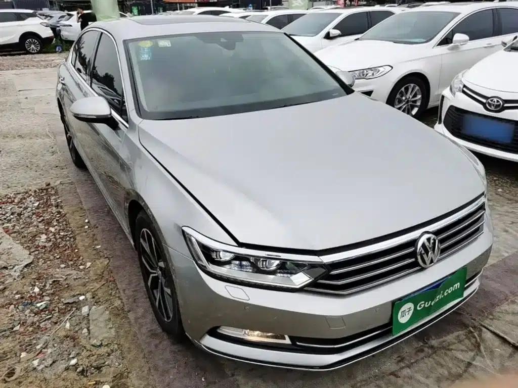 2017 Volkswagen Passat 330TSI DSG Premium — миниатюра 22