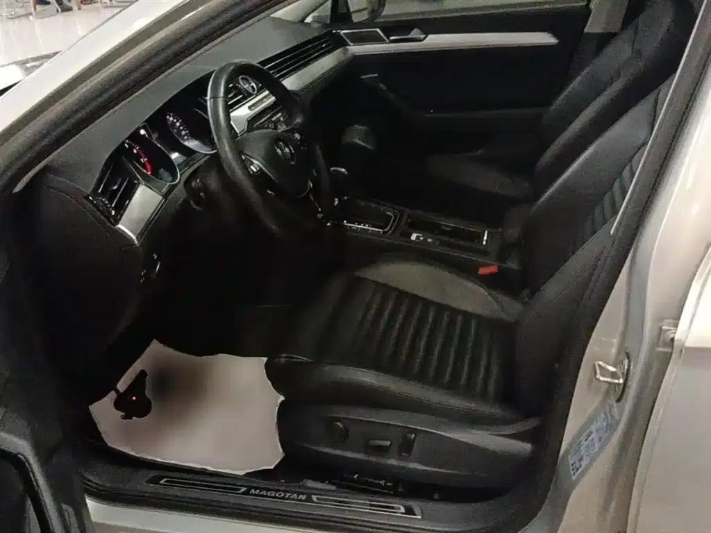 2019 Volkswagen Magotan 330TSI DSG Leading Edition (National V Emission Standard) — миниатюра 15