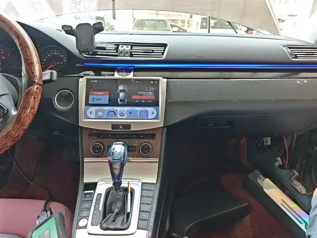 2015 Volkswagen Magotan Facelift 1.8TSI Luxury Model — миниатюра 13