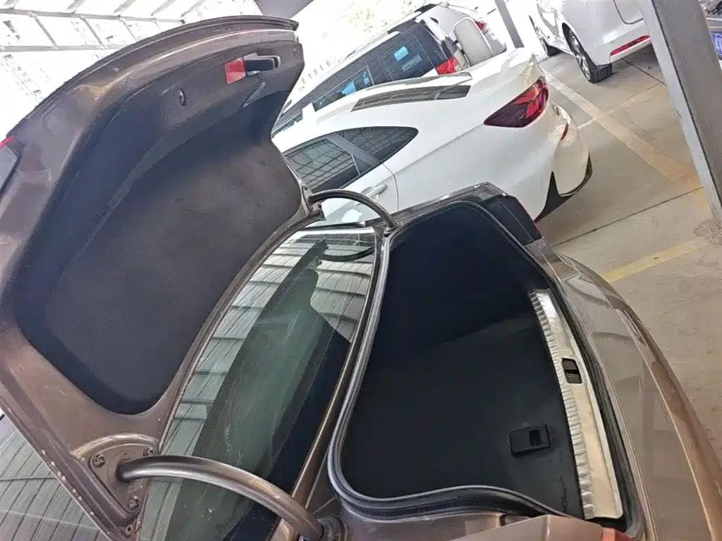 2015 Volkswagen Magotan Facelift 1.8TSI Luxury Model — миниатюра 19