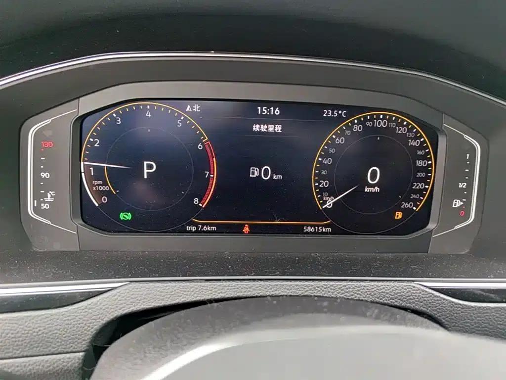 2020 Volkswagen Passat 330TSI DSG Luxury — миниатюра 12
