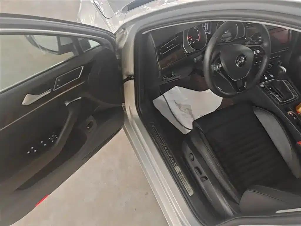 2019 Volkswagen Magotan 330TSI DSG Luxury Edition (National V Emission Standard) — миниатюра 16