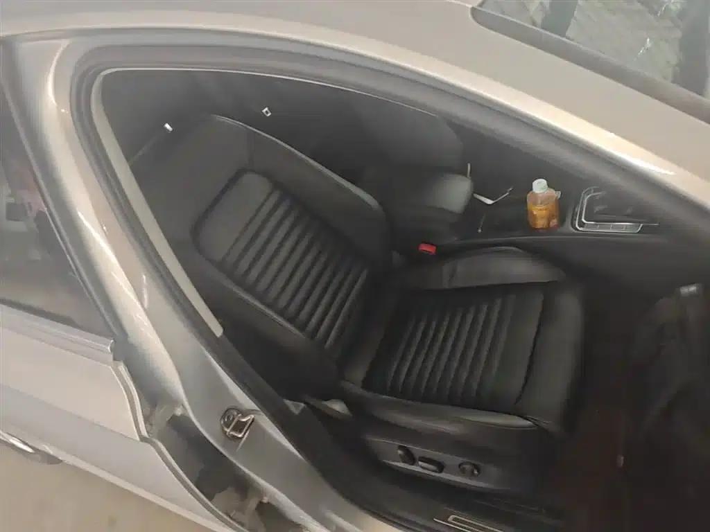 2019 Volkswagen Magotan 330TSI DSG Luxury Edition (National V Emission Standard) — миниатюра 25