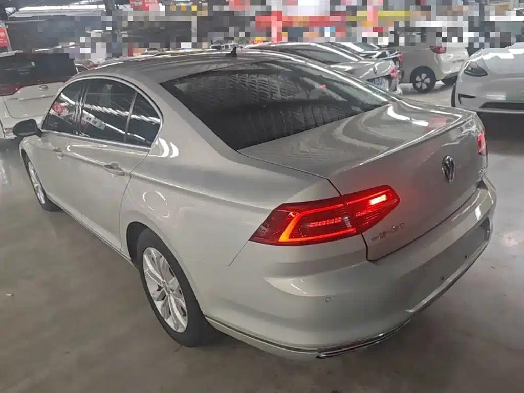 2019 Volkswagen Magotan 330TSI DSG Luxury Edition (National V Emission Standard) — миниатюра 5