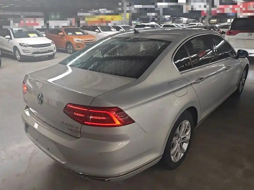 2019 Volkswagen Magotan 330TSI DSG Luxury Edition (National V Emission Standard) — миниатюра 7