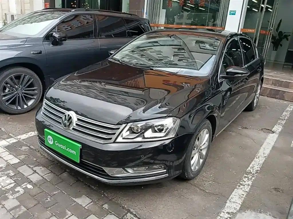 2015 Volkswagen Passat 1.8TSI Leading Edition — миниатюра 2