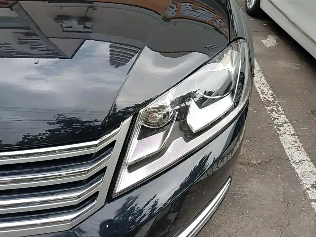 2015 Volkswagen Passat 1.8TSI Leading Edition — миниатюра 24