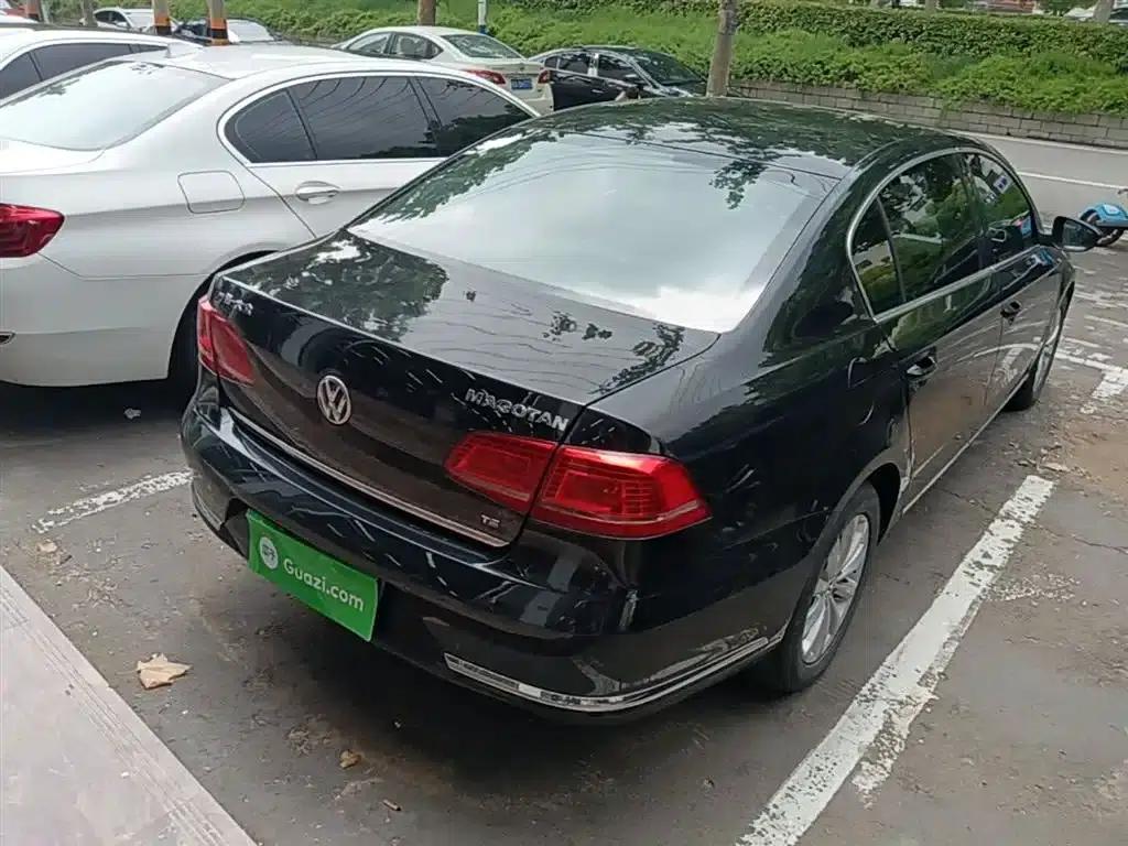 2015 Volkswagen Passat 1.8TSI Leading Edition — миниатюра 7