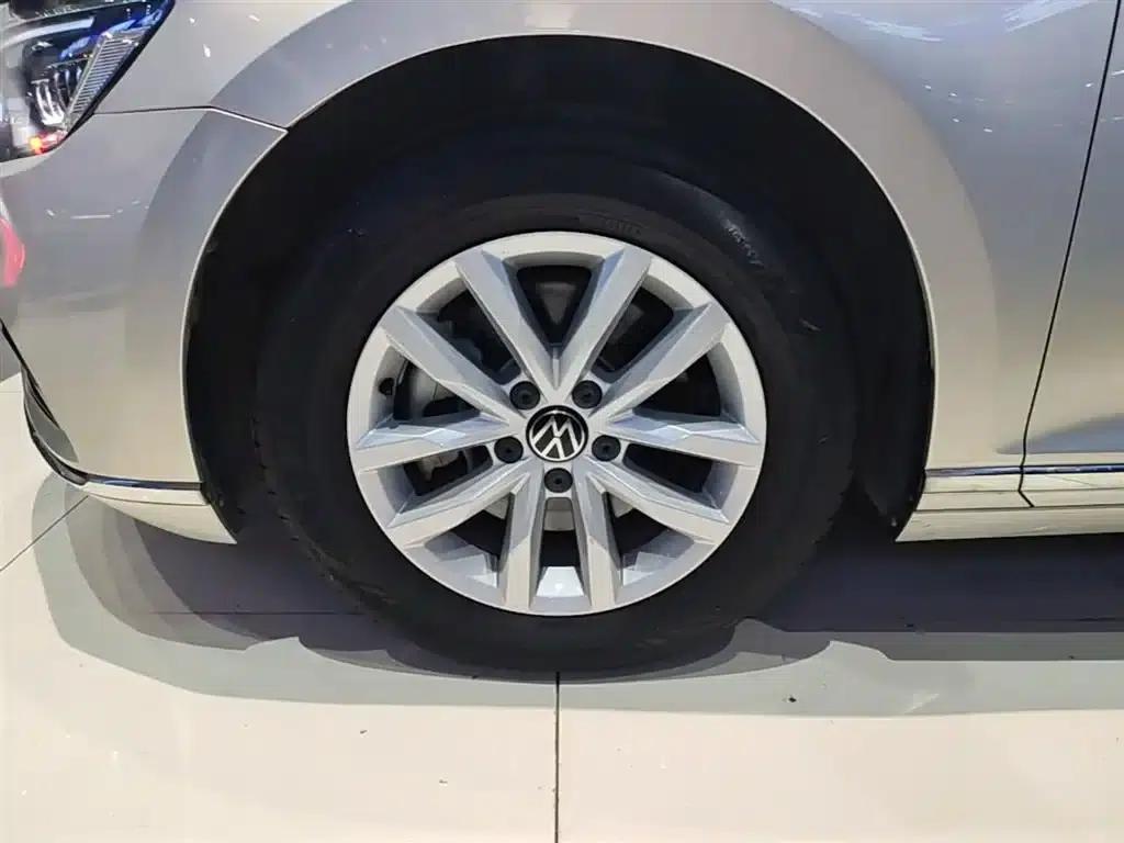 2020 Volkswagen Passat 280TSI DSG Comfort — миниатюра 23