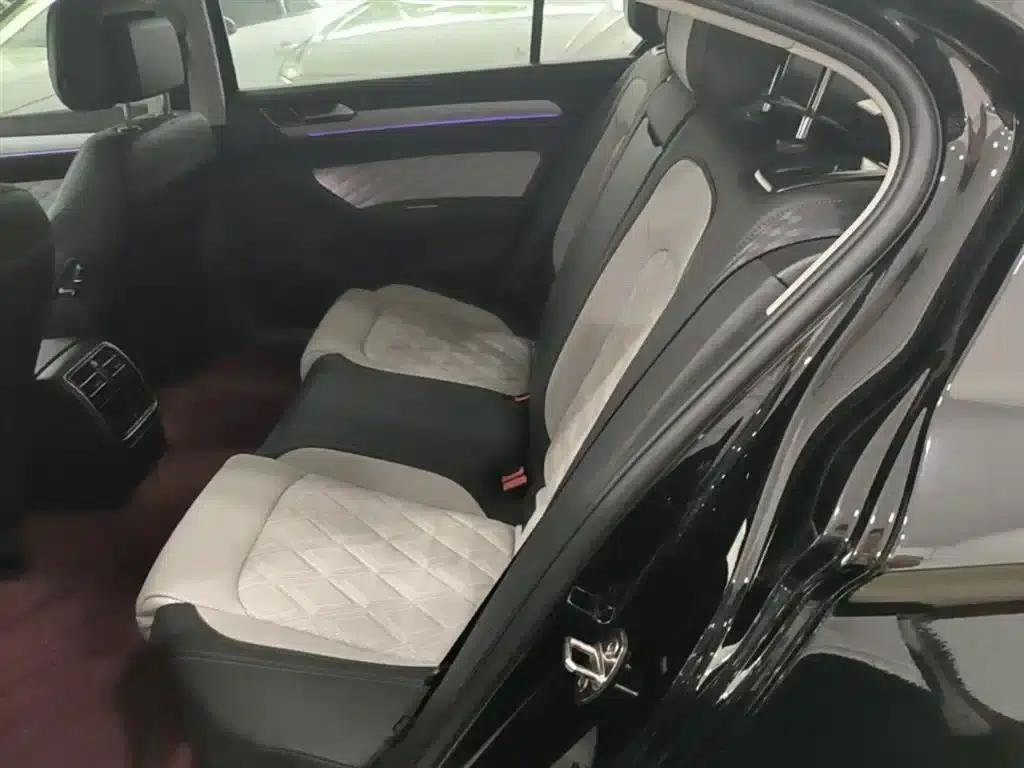 Volkswagen Magotan 2023 2 Millionth Unit Commemorative Edition 330TSI DSG Luxury — миниатюра 17