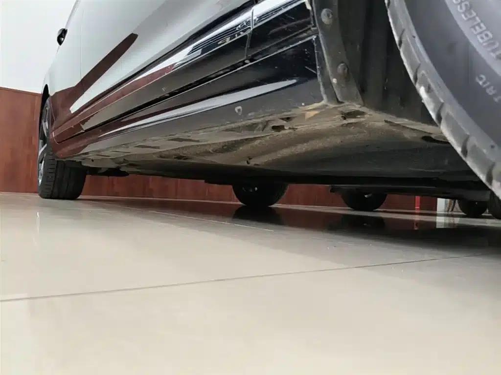 Volkswagen Magotan 2023 2 Millionth Unit Commemorative Edition 330TSI DSG Luxury — миниатюра 21