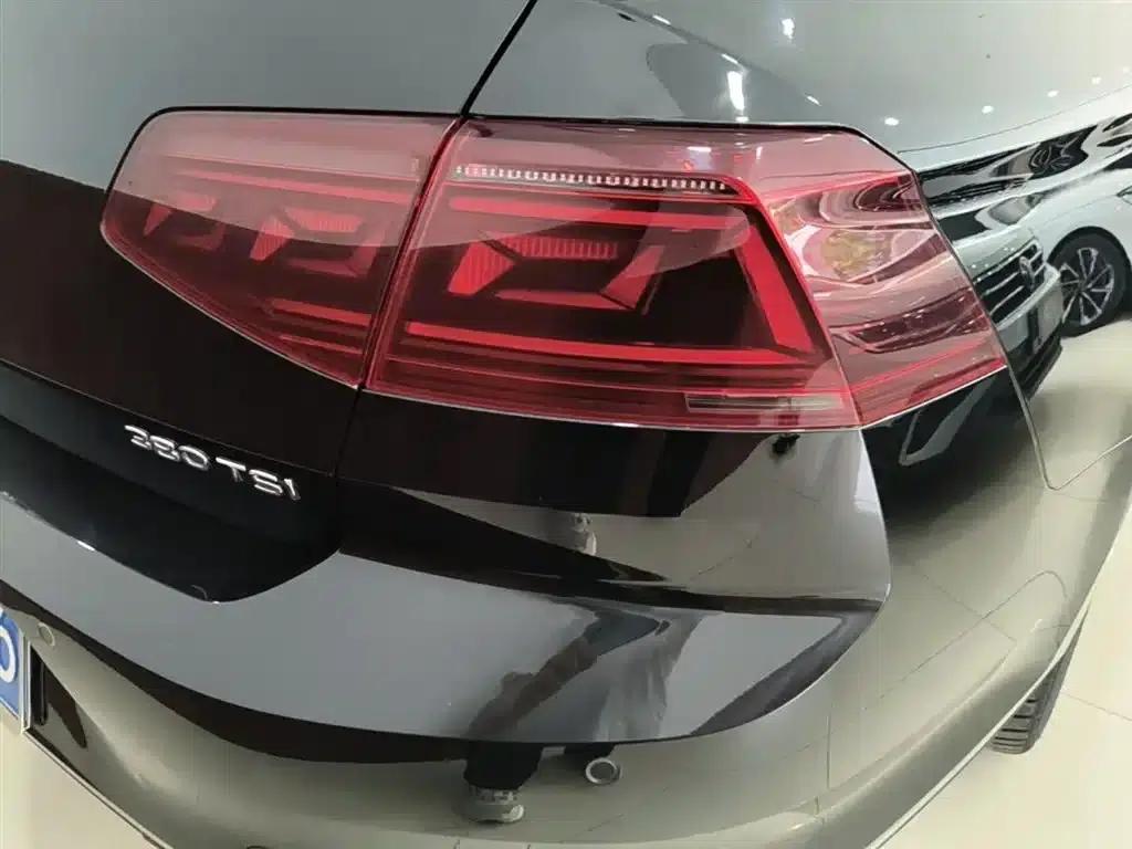 Volkswagen Magotan 2023 2 Millionth Unit Commemorative Edition 330TSI DSG Luxury — миниатюра 8