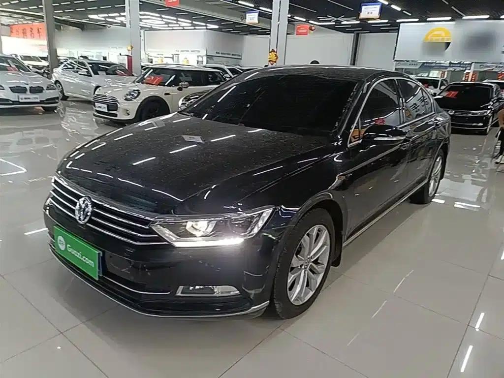 2018 Volkswagen Magotan Facelift 330TSI DSG Luxury Model — миниатюра 2