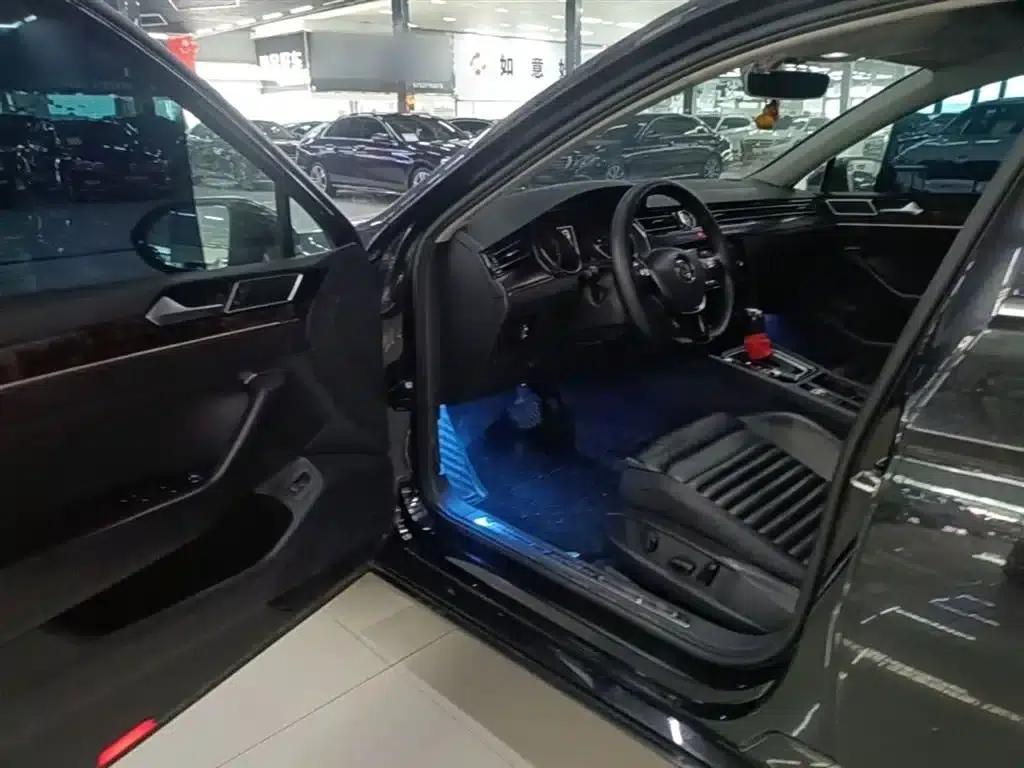 2018 Volkswagen Magotan Facelift 330TSI DSG Luxury Model — миниатюра 16