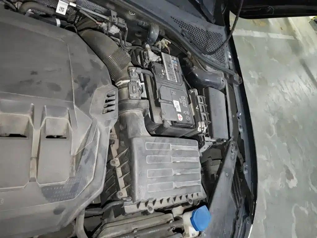 2020 Volkswagen Passat 330TSI DSG Leading Edition — миниатюра 24