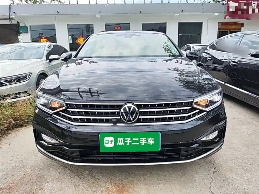 2024 Volkswagen Magotan 330TSI DSG Luxury Edition (2 Million Units Limited Edition) — миниатюра 3
