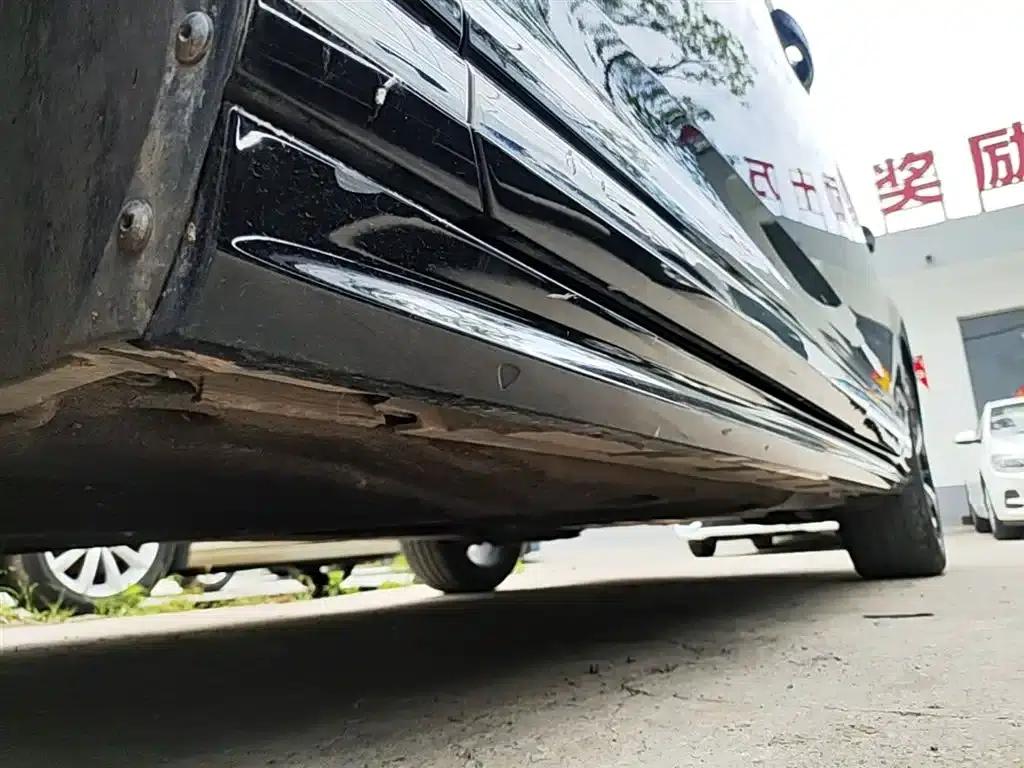 2024 Volkswagen Magotan 330TSI DSG Luxury Edition (2 Million Units Limited Edition) — миниатюра 22
