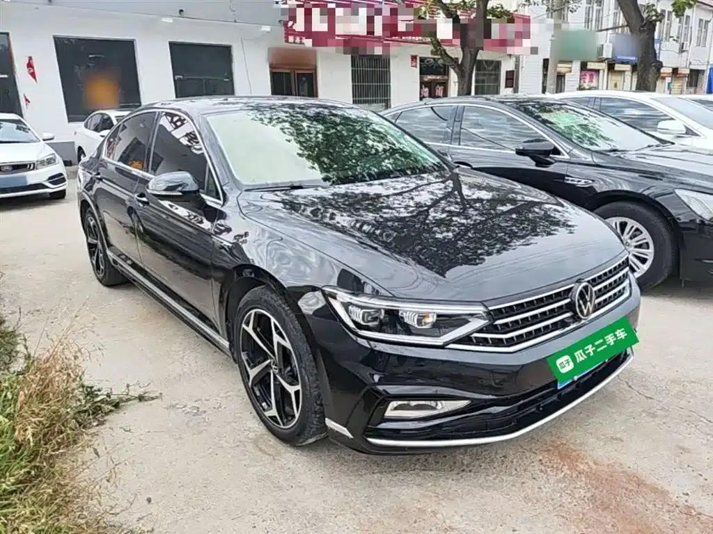 2024 Volkswagen Magotan 330TSI DSG Luxury Edition (2 Million Units Limited Edition) — миниатюра 4