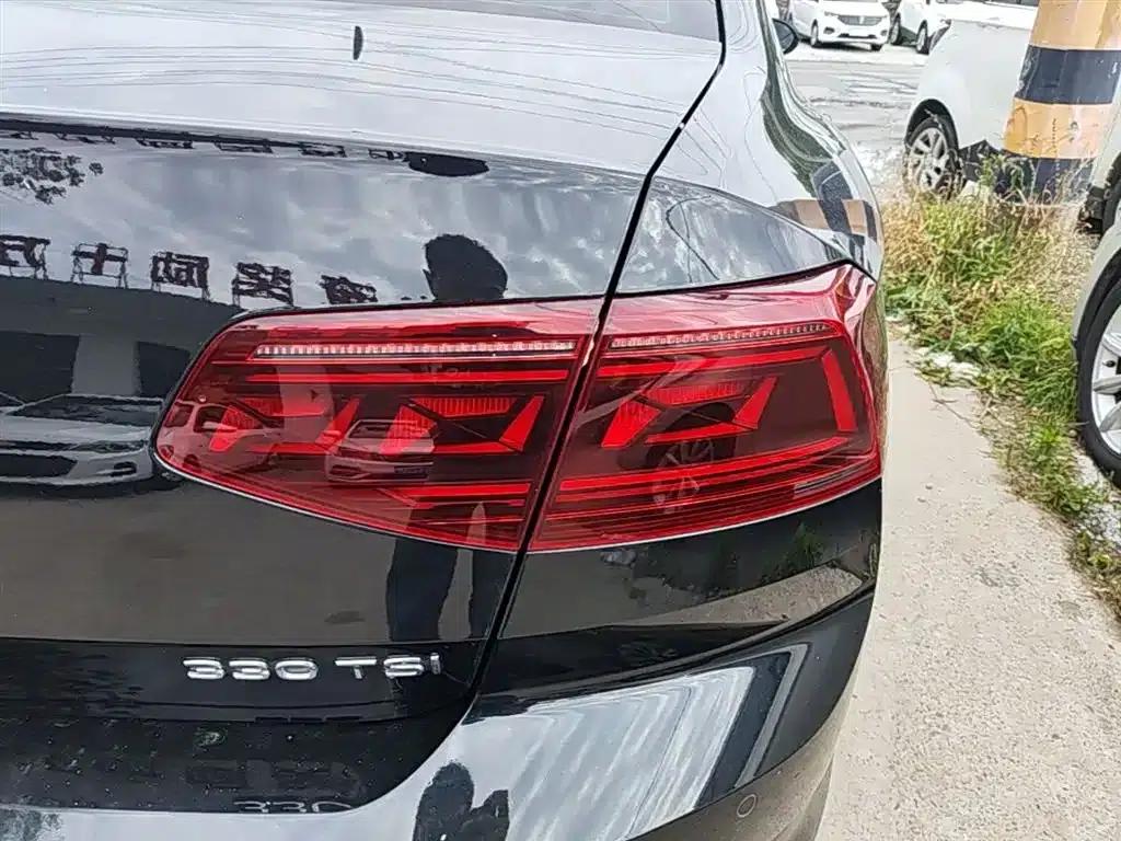 2024 Volkswagen Magotan 330TSI DSG Luxury Edition (2 Million Units Limited Edition) — миниатюра 8