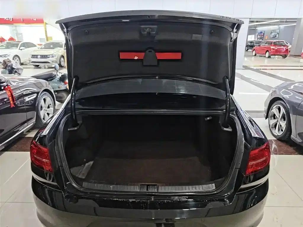 2019 Volkswagen Magotan 330TSI DSG Leading Edition (China VI Emission Standard) — миниатюра 19