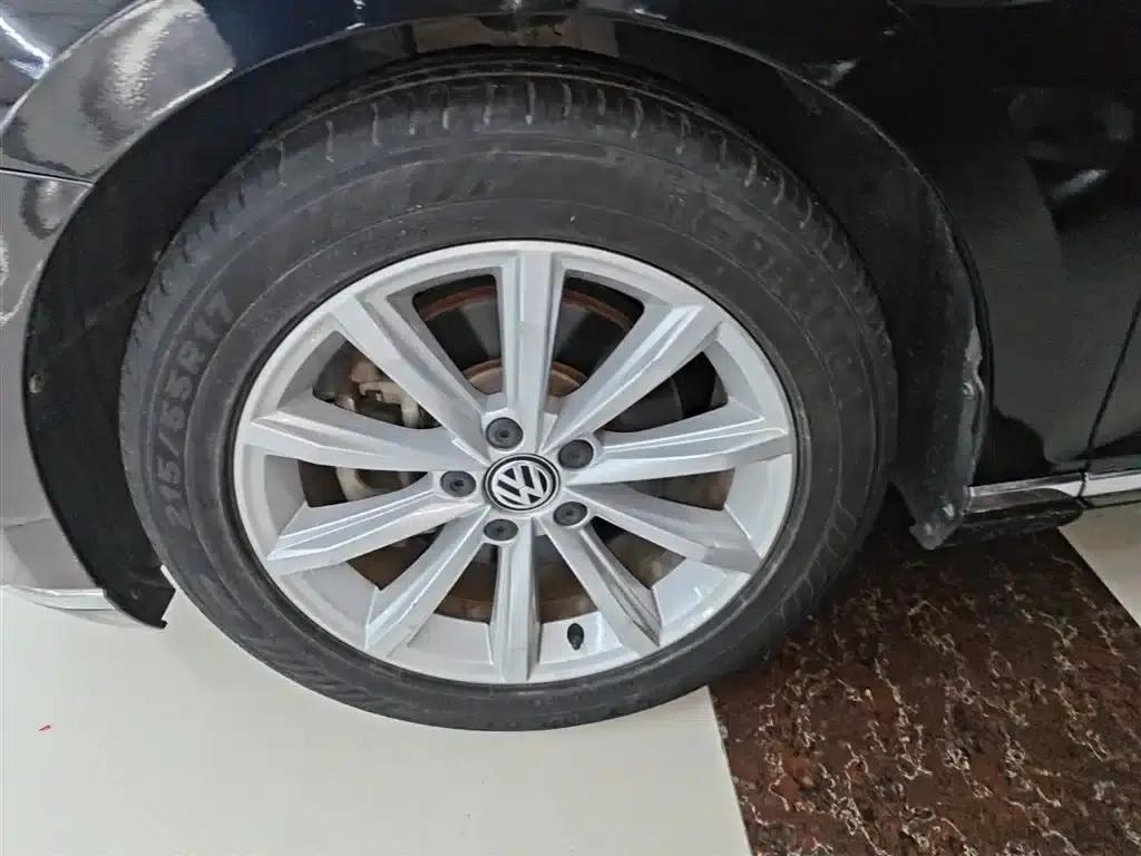 2019 Volkswagen Magotan 330TSI DSG Leading Edition (China VI Emission Standard) — миниатюра 23