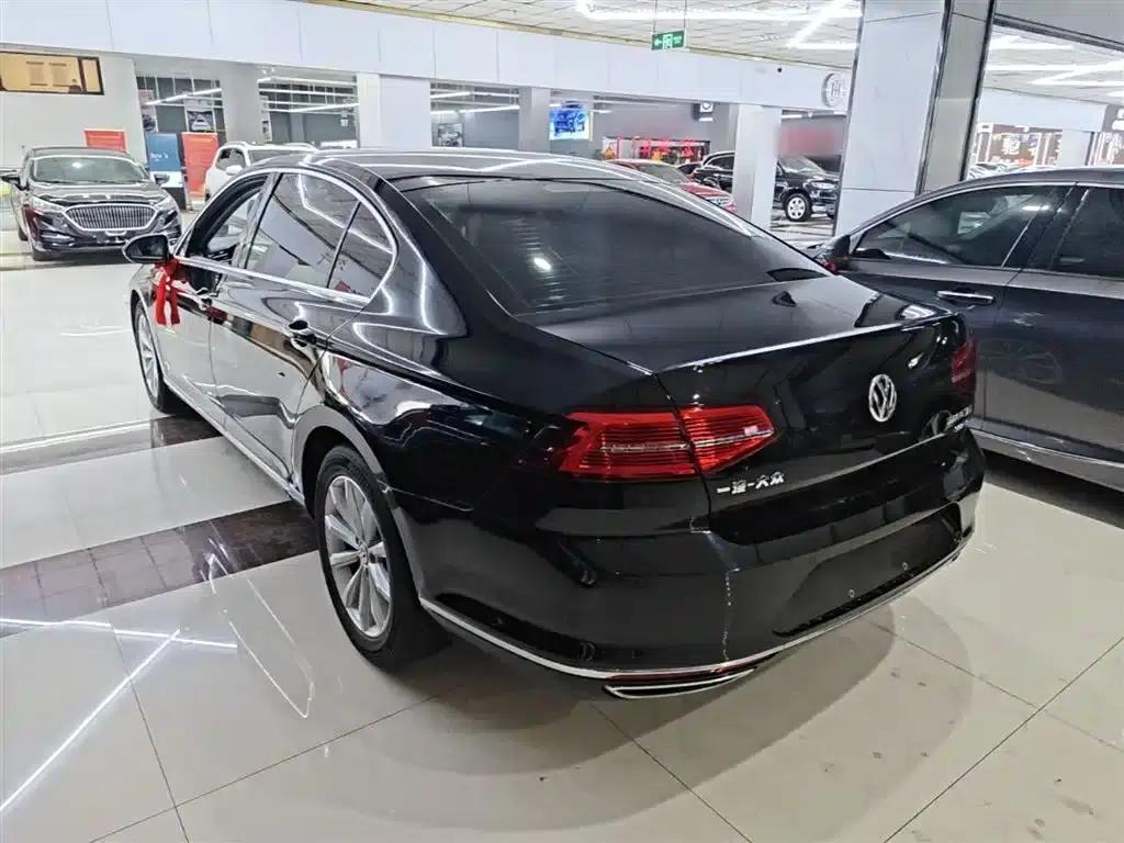 2019 Volkswagen Magotan 330TSI DSG Leading Edition (China VI Emission Standard) — миниатюра 5