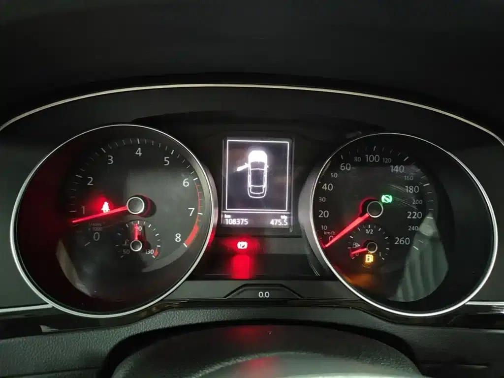 2018 Volkswagen Magotan 330TSI DSG Luxury — миниатюра 12
