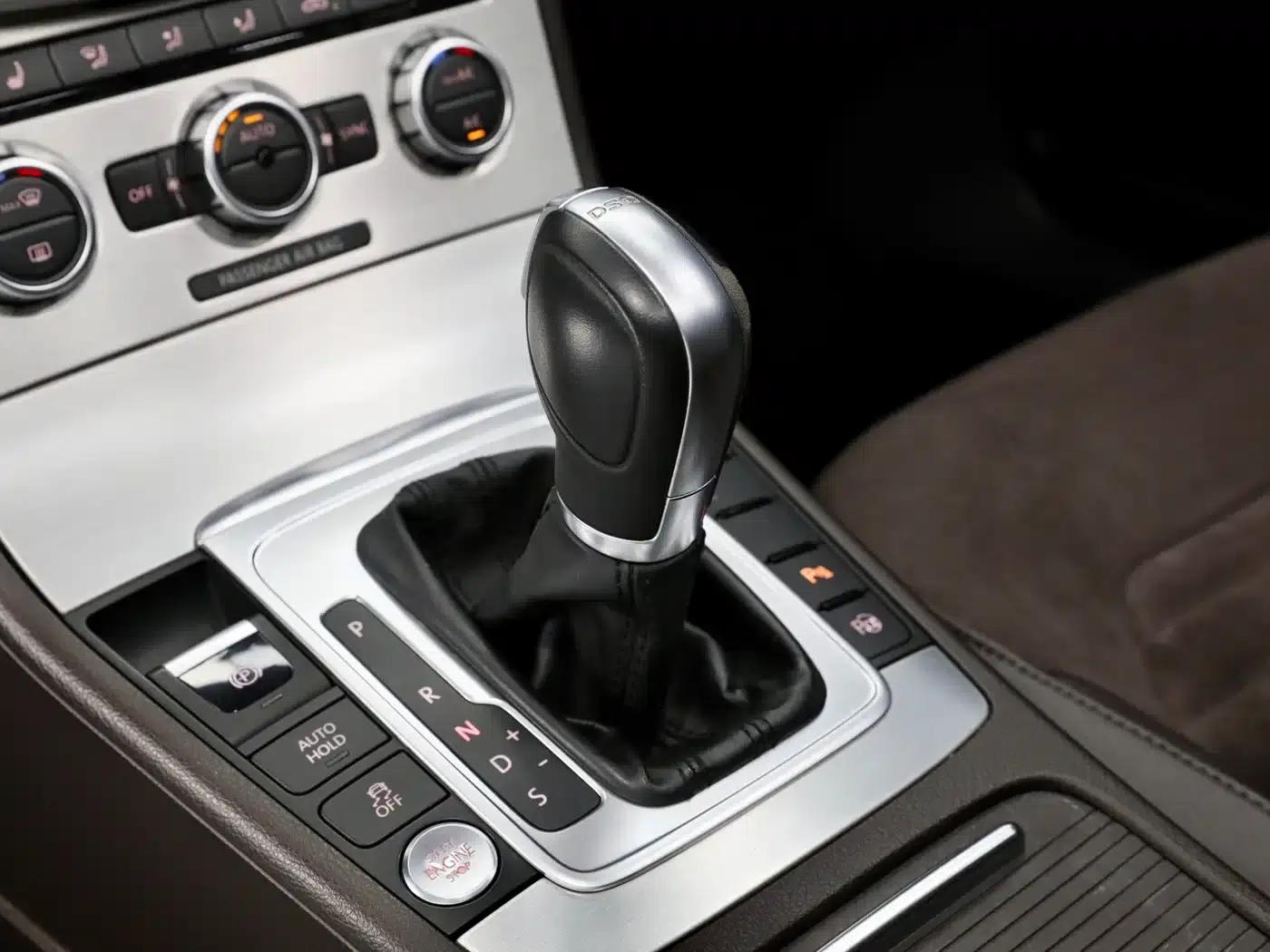 2012 Imported Volkswagen Passat Touring Edition 2.0TSI Comfort — миниатюра 13