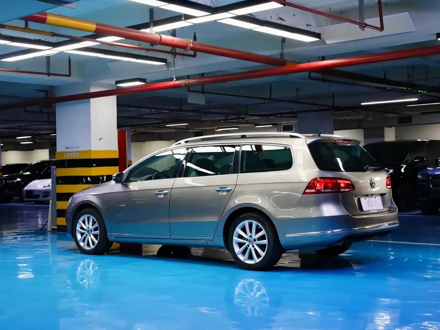 2012 Imported Volkswagen Passat Touring Edition 2.0TSI Comfort — миниатюра 3