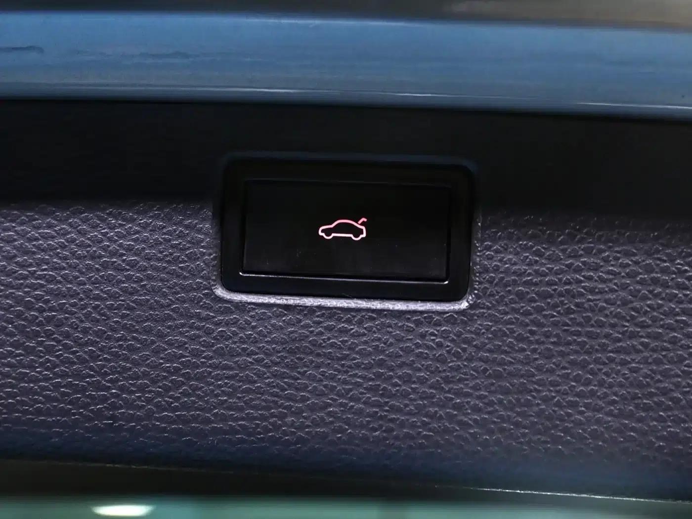 2012 Imported Volkswagen Passat Touring Edition 2.0TSI Comfort — миниатюра 7