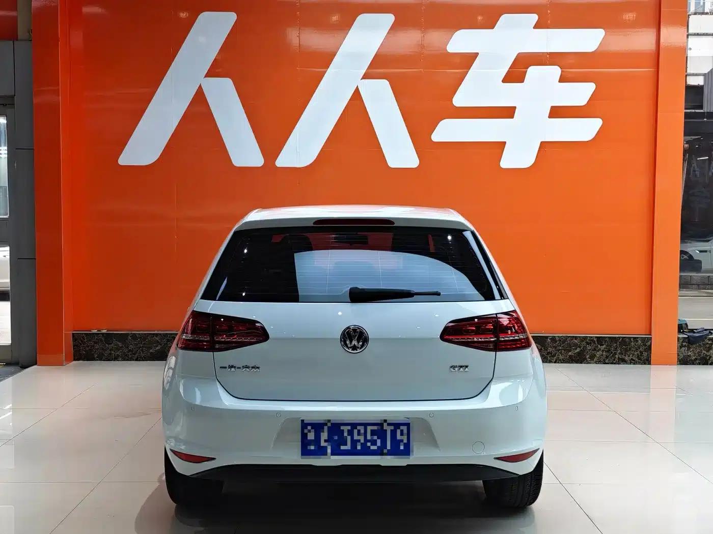 2017 Golf 1.6L Automatic Comfort Millionth Unit Commemorative Edition — миниатюра 5