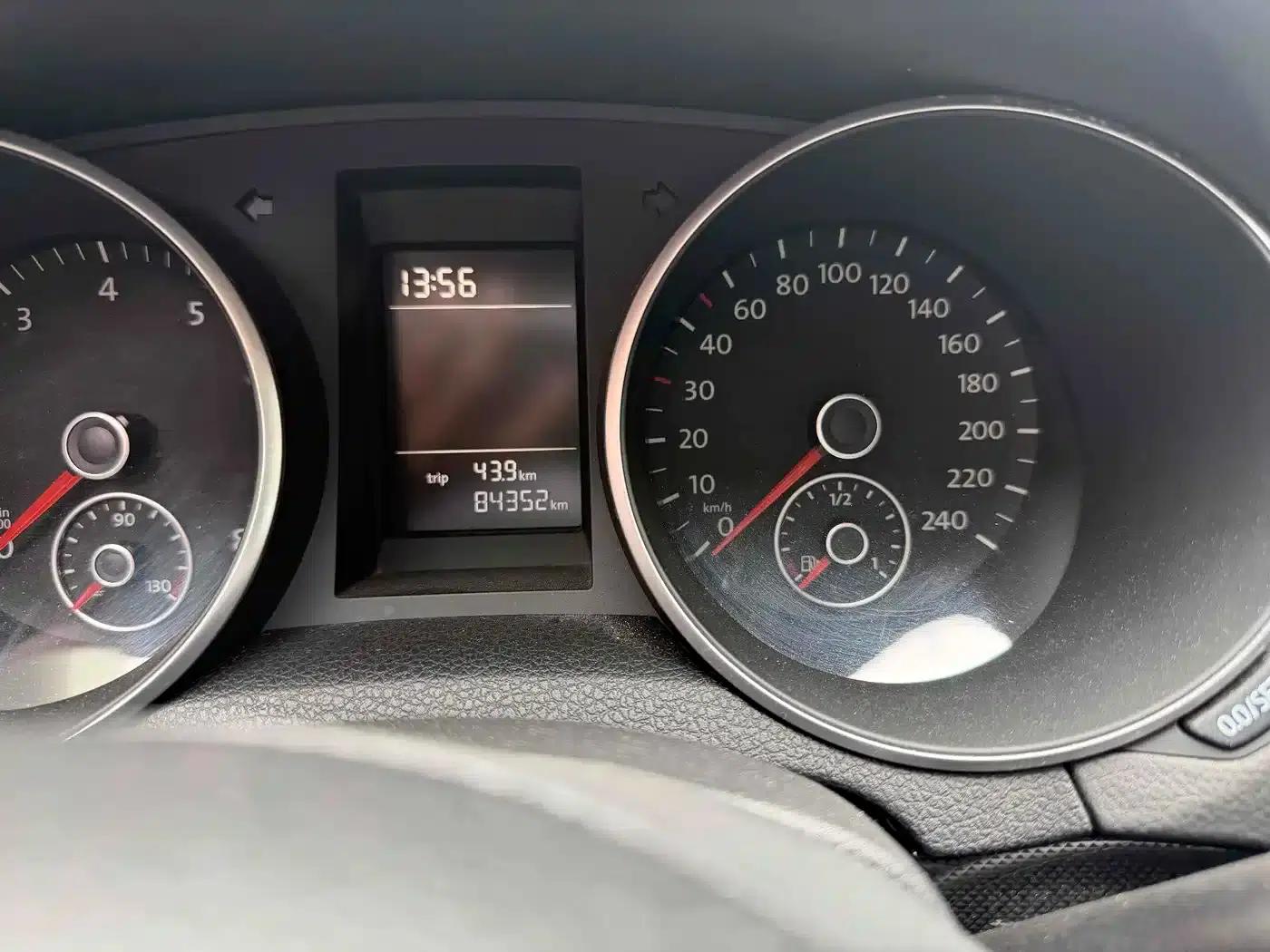 2012 Golf 1.6 Automatic Comfort — миниатюра 4