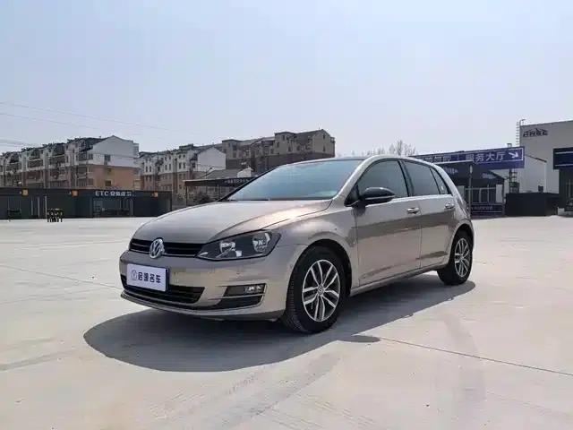 2017 Golf 230TSI Automatic Luxury Millionth Edition