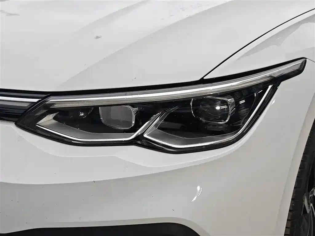 2024 Golf 280TSI DSG Pro 50th Anniversary Edition — миниатюра 24