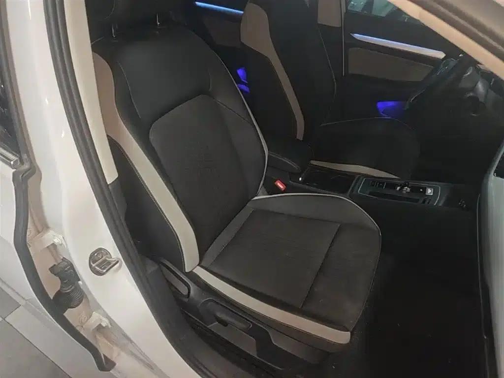 2024 Golf 280TSI DSG Pro 50th Anniversary Edition — миниатюра 25
