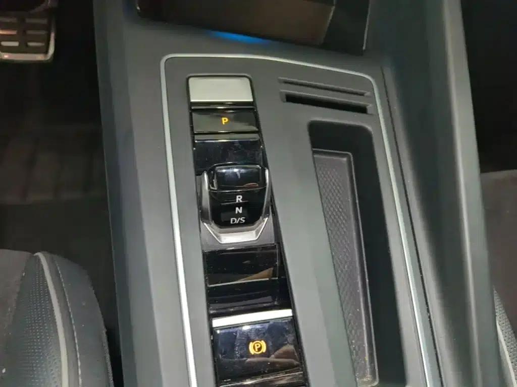 2023 Golf Facelift 280TSI DSG R-Line Lite — миниатюра 14