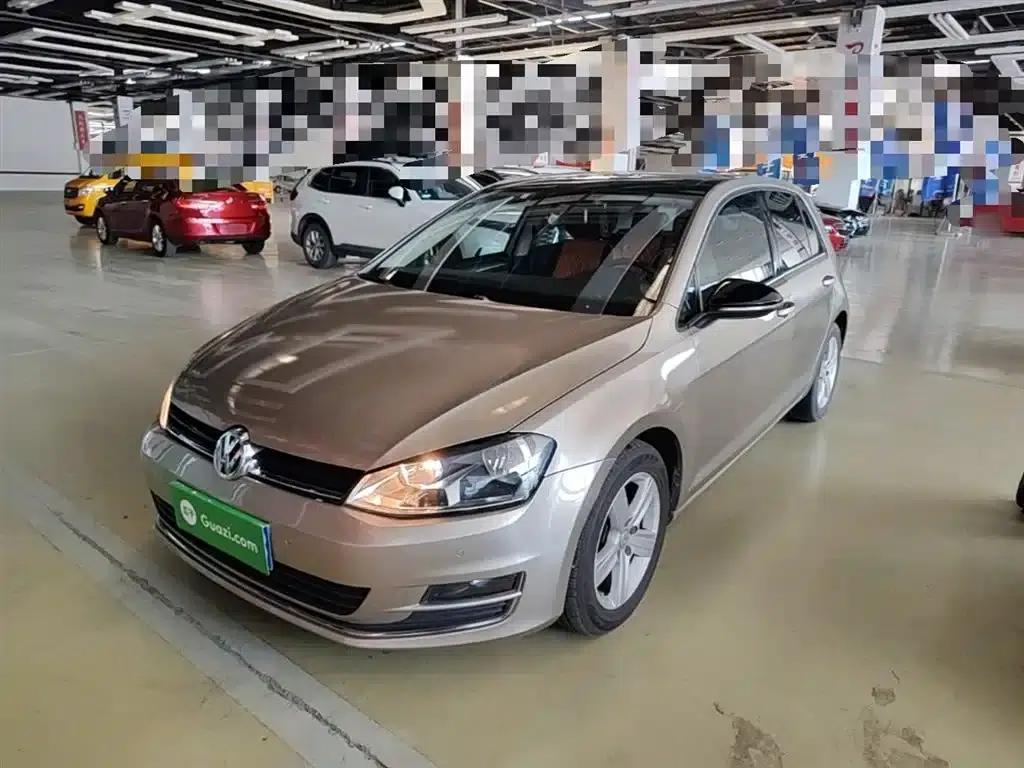 2017 Golf 230TSI Automatic Comfort Millionth Unit Commemorative Edition — миниатюра 2