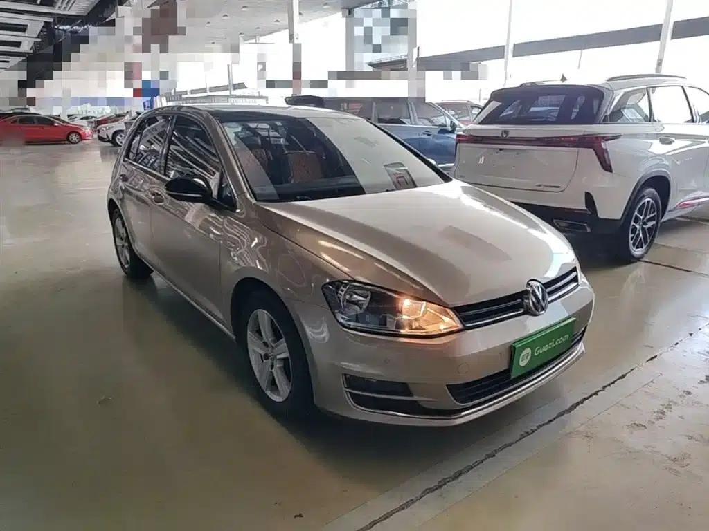 2017 Golf 230TSI Automatic Comfort Millionth Unit Commemorative Edition — миниатюра 4