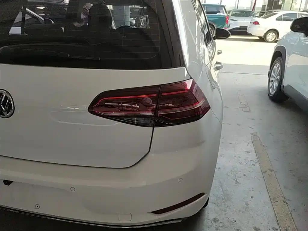 2018 Golf 230TSI Automatic Comfort — миниатюра 8