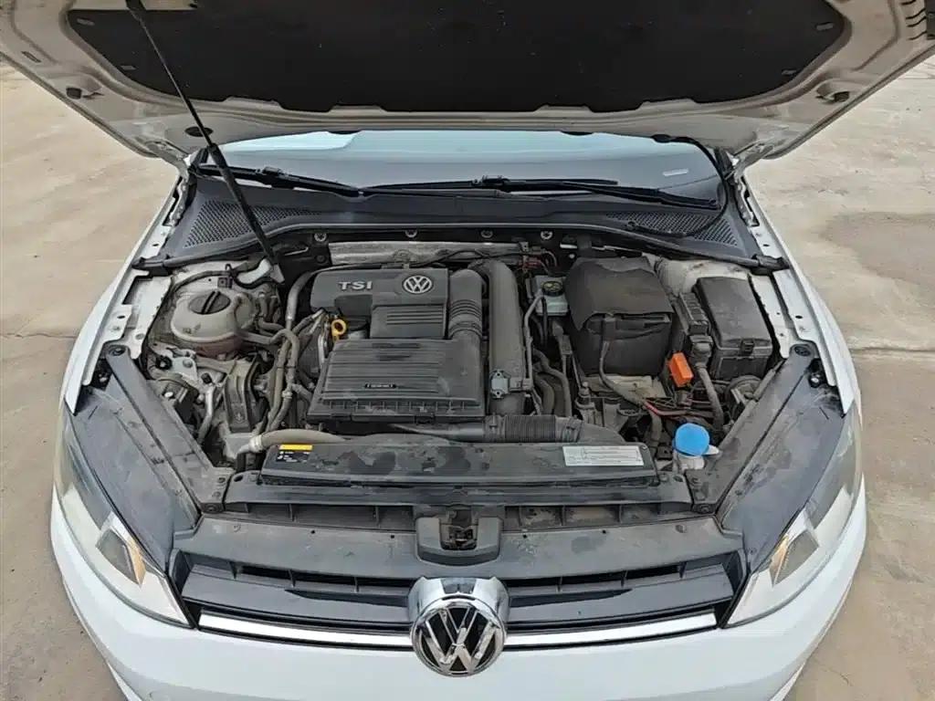 2016 Golf 230TSI Automatic Luxury — миниатюра 20