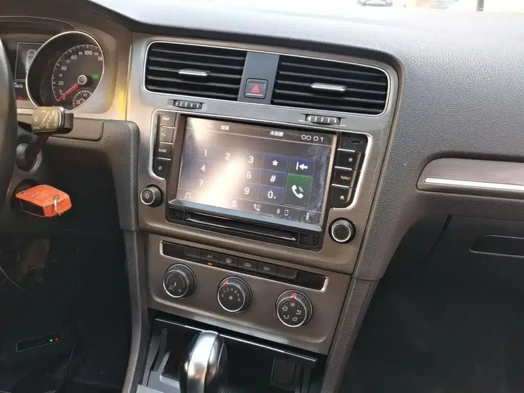 2015 Golf 1.6L Automatic Comfort — миниатюра 13
