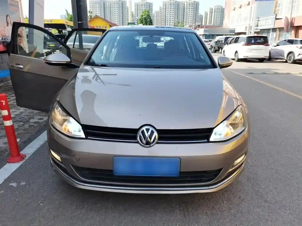 2015 Golf 1.6L Automatic Comfort — миниатюра 3