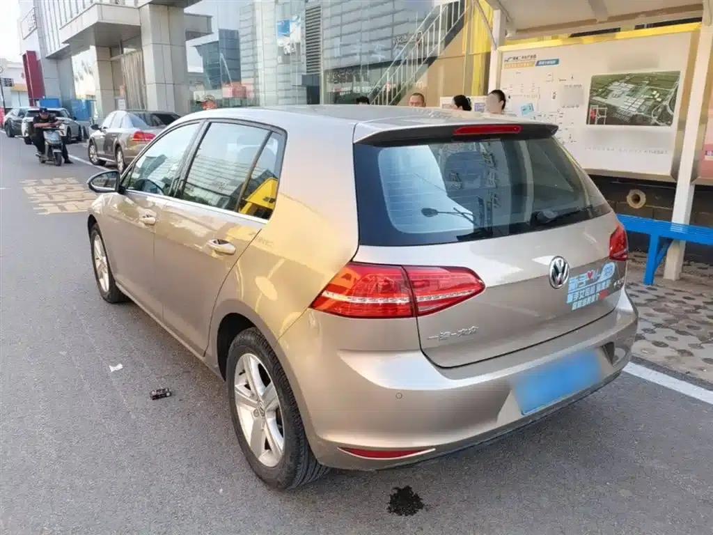 2015 Golf 1.6L Automatic Comfort — миниатюра 5