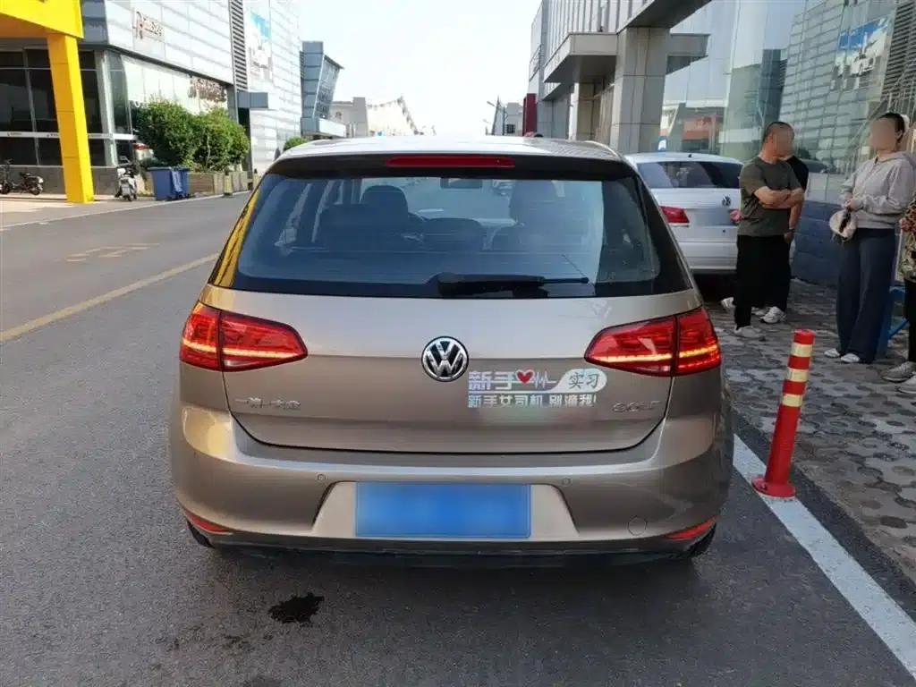 2015 Golf 1.6L Automatic Comfort — миниатюра 6